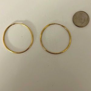 Vintage 70s BoHo Round Hoops Pierced NWOT Gold-toned​